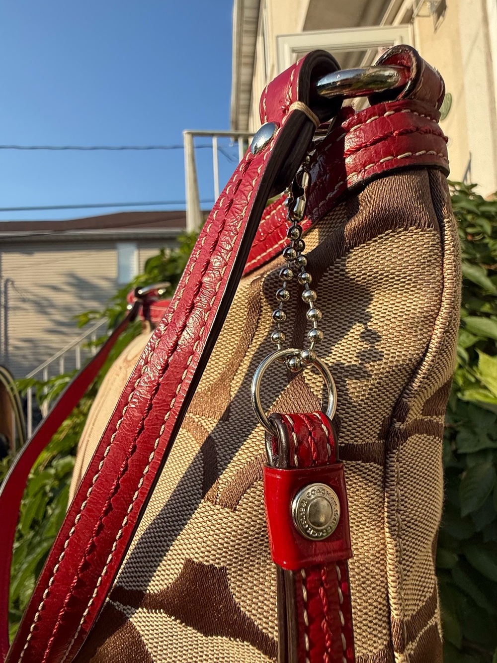 Vintage Coach Signature Canvas Patent Leather Shoulder Bag Y2K Red Hobo Purse - Picture 3 of 9